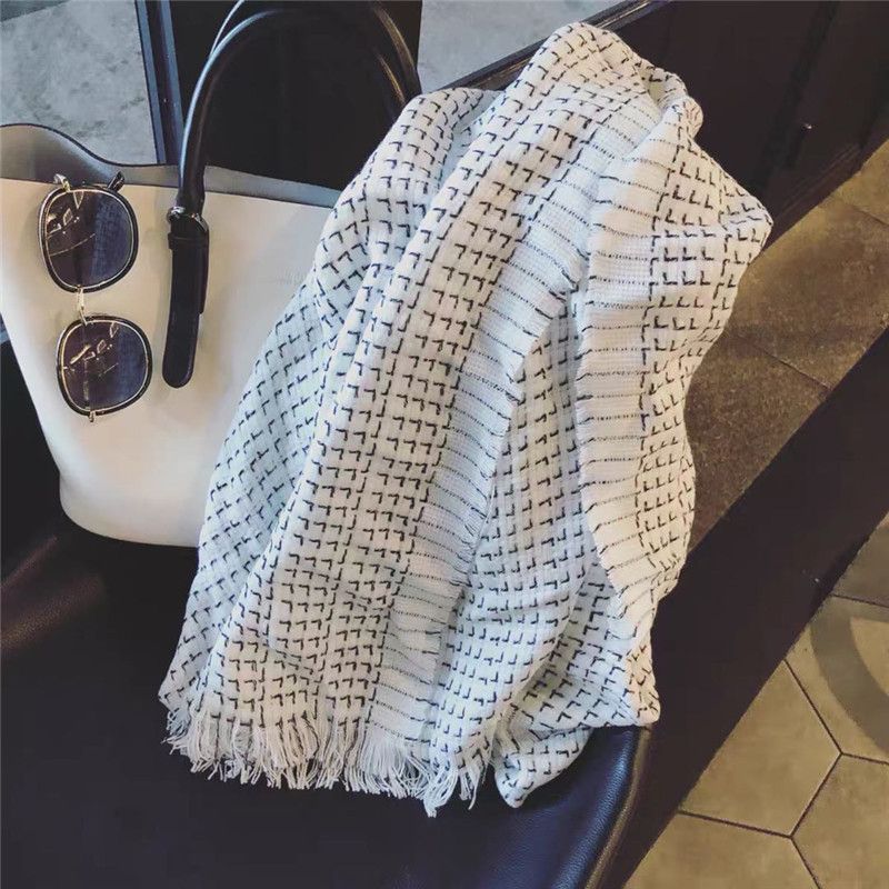 Ladies And Ladies Shawls Autumn And Winter Coats All Match Hugh Lady Vintage Trendy Idle Explosive Scarf 6688062