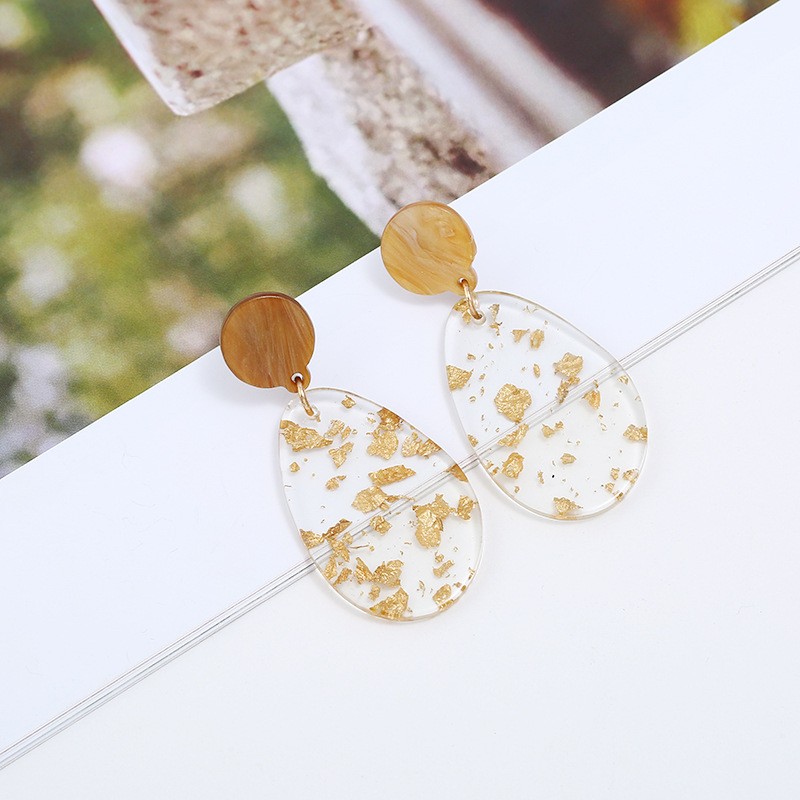 European and American fashionable acrylic sheet double-piece women's light luxury ear studs detail image 3