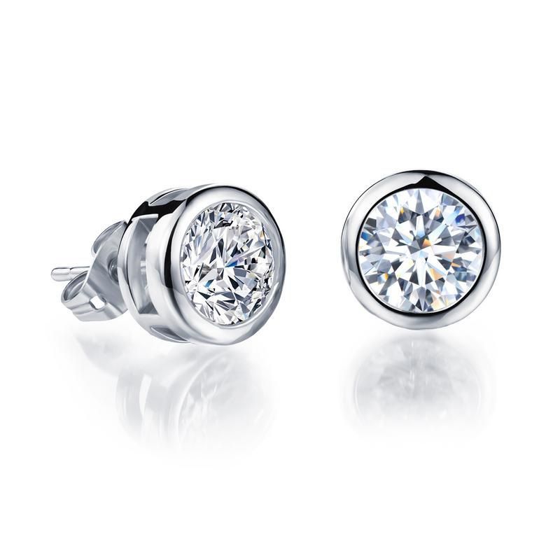 Simple and fashionable copper zircon stud earrings for women