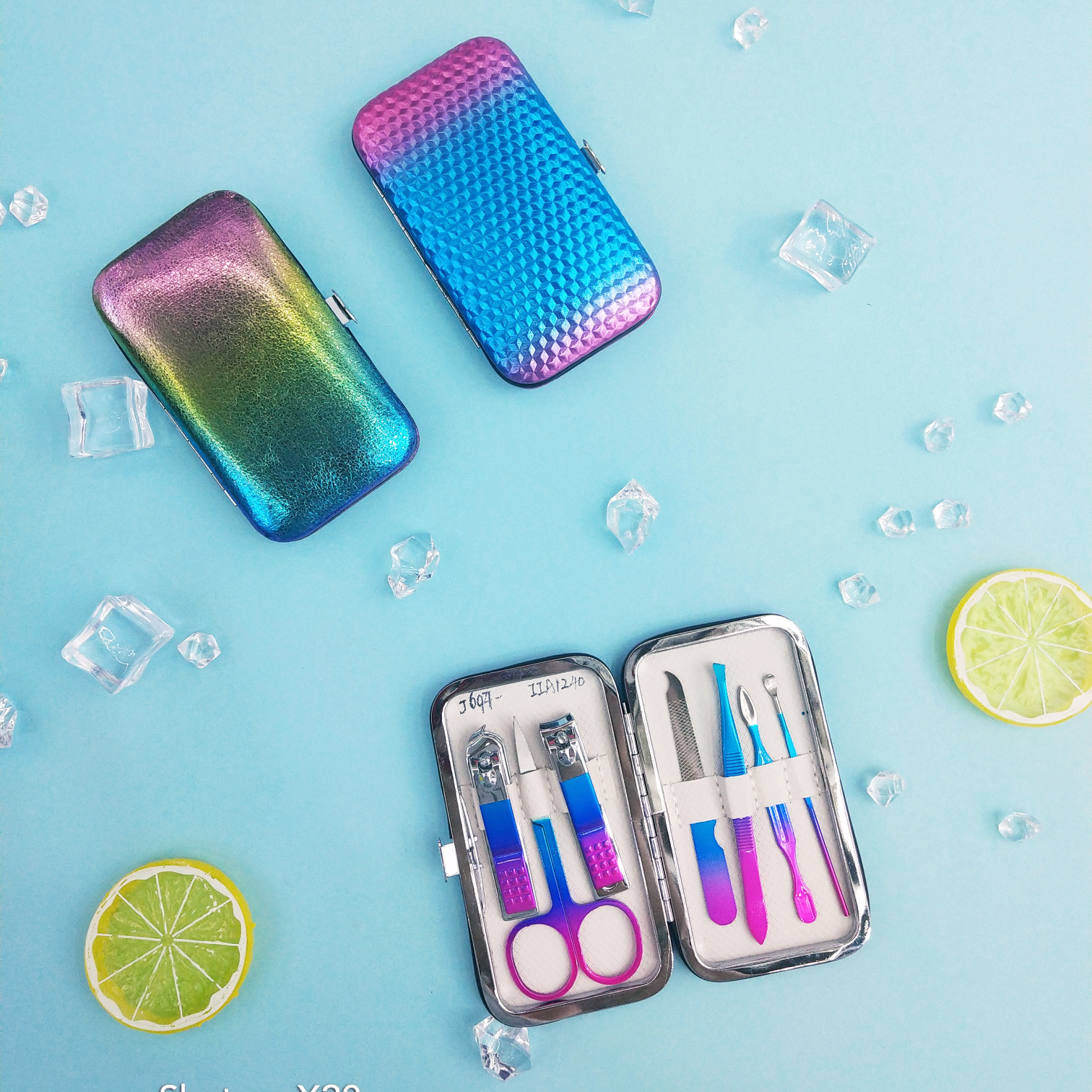 Colorful nail clippers 7-piece set thumbnail