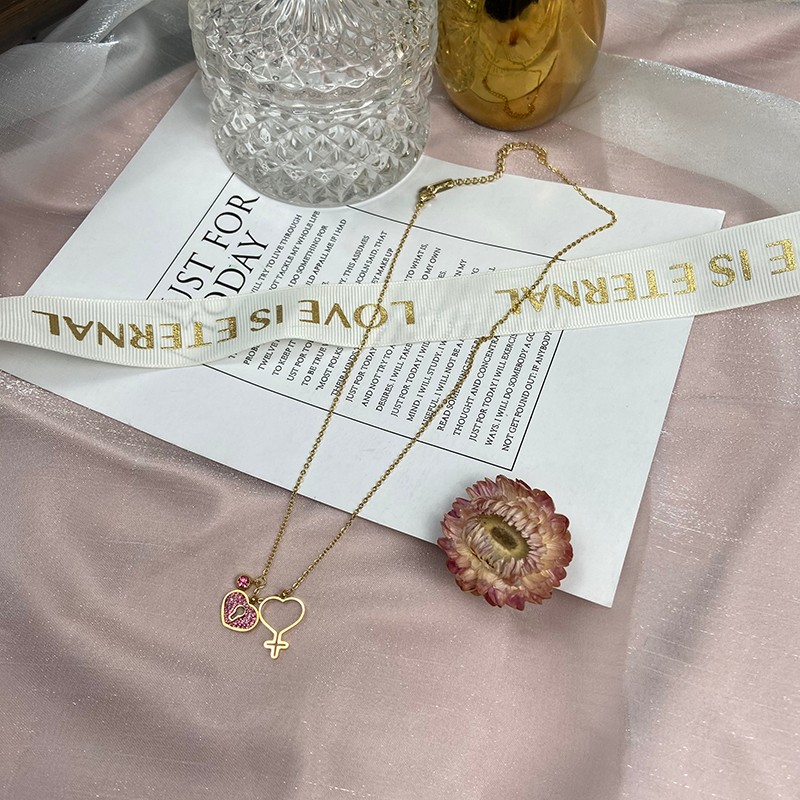 爱心镶砖挂锁钥匙吊坠钛钢项链女款锁骨链详情图4