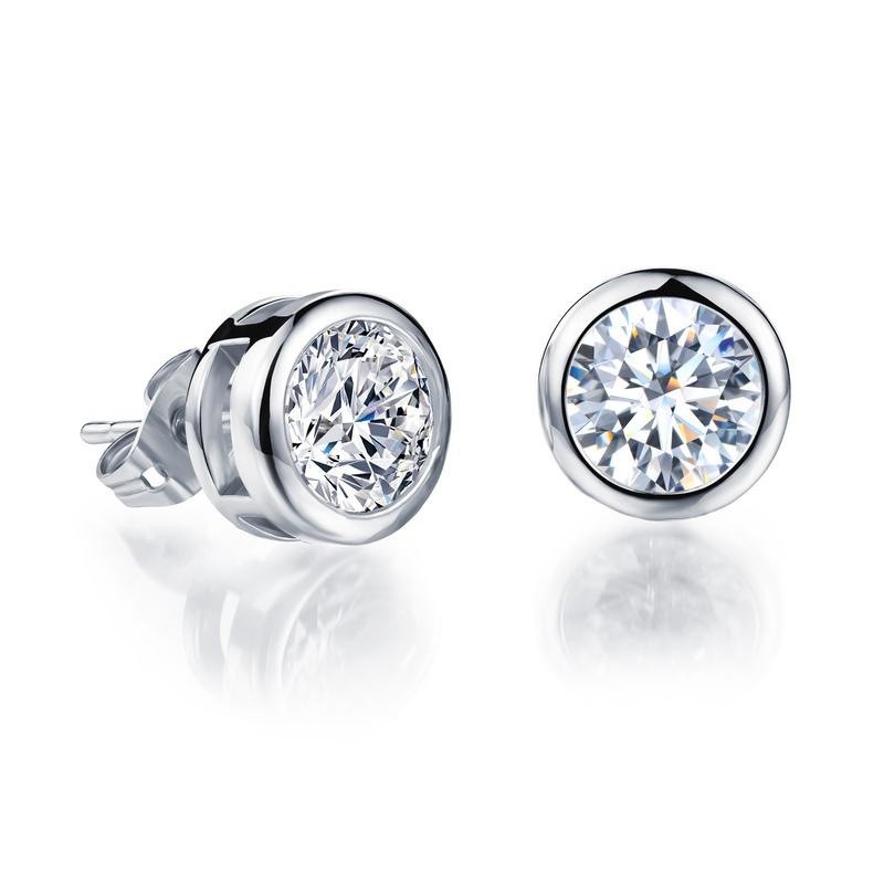 Simple and fashionable copper zircon stud earrings for women detail image 1