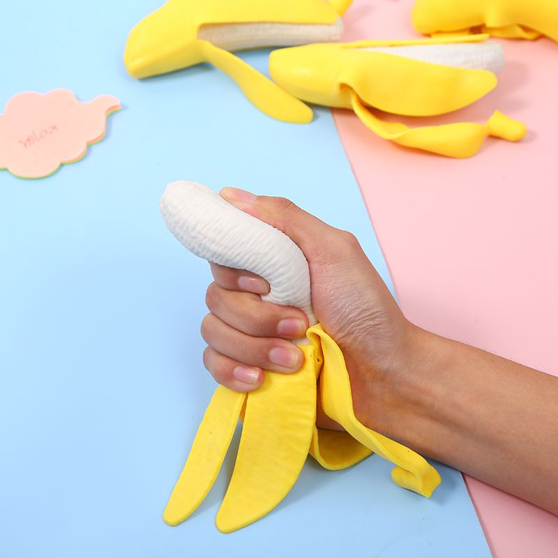 黄皮香蕉白底实物图