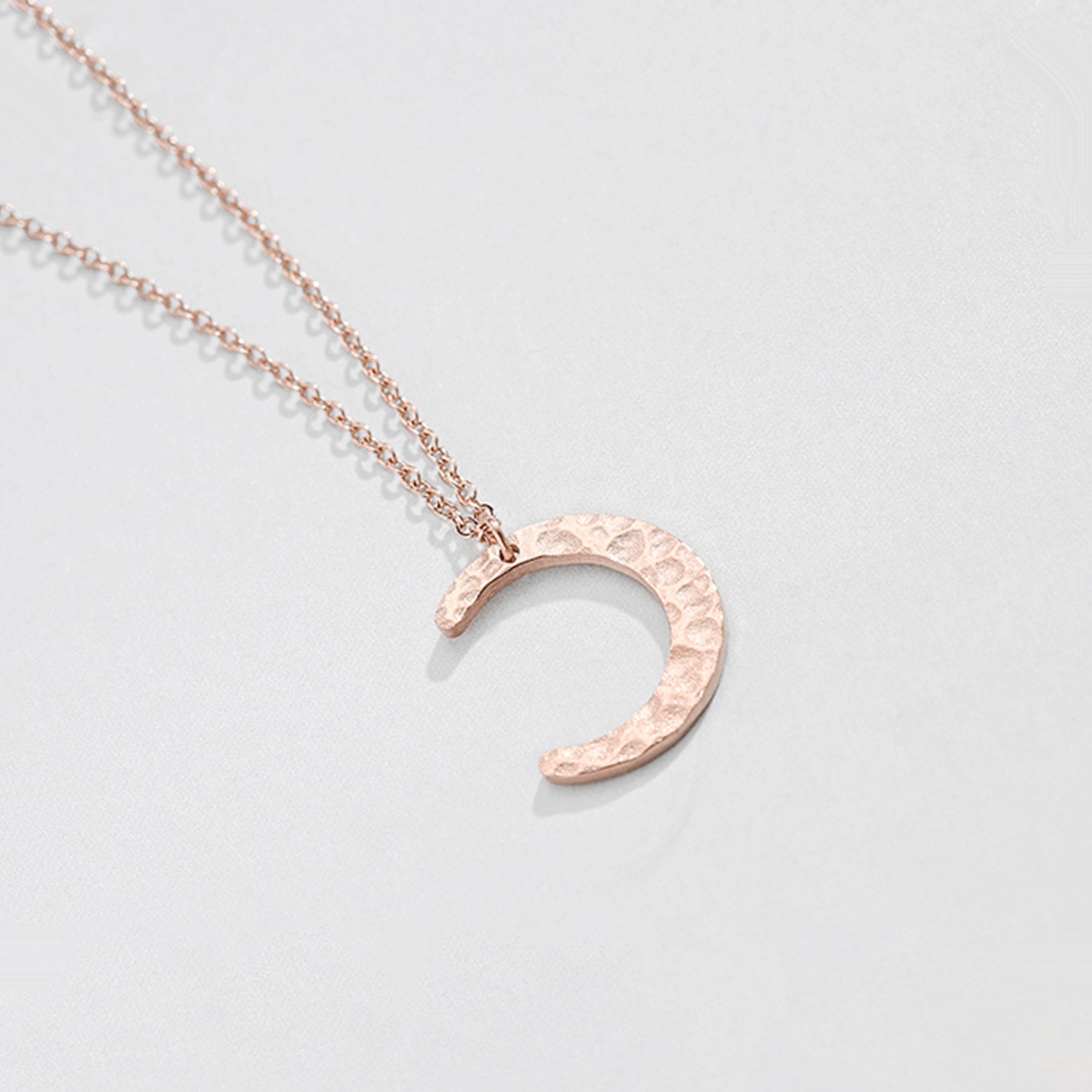European and American fashionable alloy moon-shaped pendant necklace with a cold and elegant design style for women detail image 2