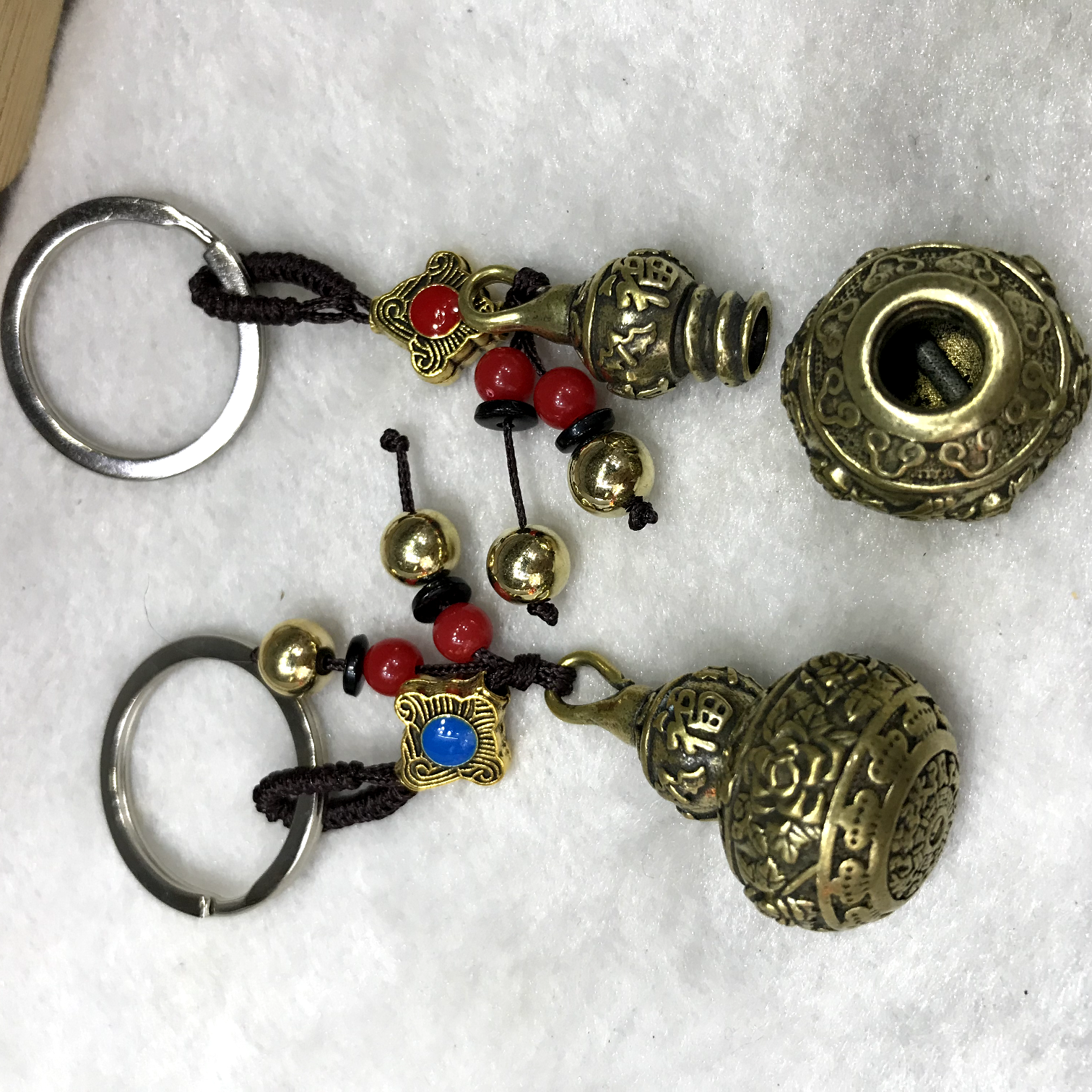 Prosperity gourd keychain