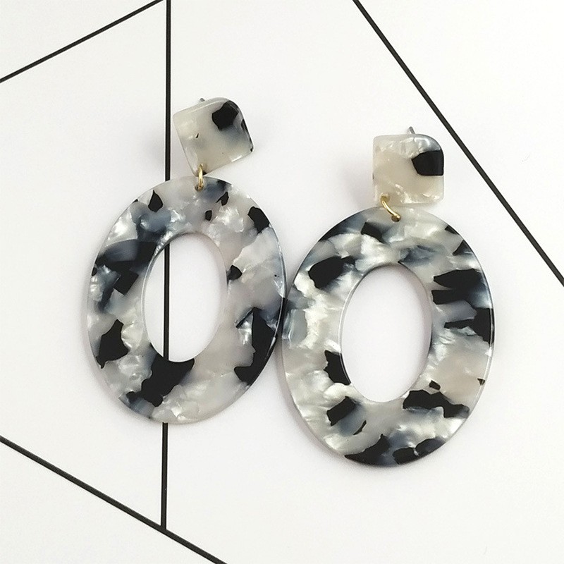 European and American acetic acid leopard print simple design style women's multi-piece combination ear studs detail image 2