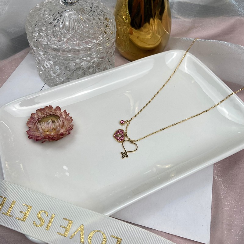 爱心镶砖挂锁钥匙吊坠钛钢项链女款锁骨链详情图3