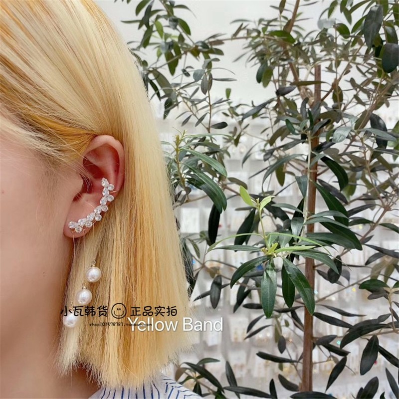 Korean Yellow Band Shindongdaemun's unique tassel water diamond ear bone clip link stud detail image 1
