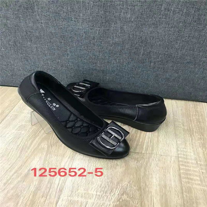 欧洲站时尚真皮气质方头文艺复古淑女粗高跟单鞋女2021春夏新款13