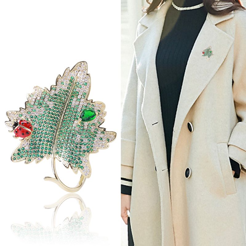 Manufacturers direct sales micro zirconium copper leaf brooch atmospheric fashion clothing accessories