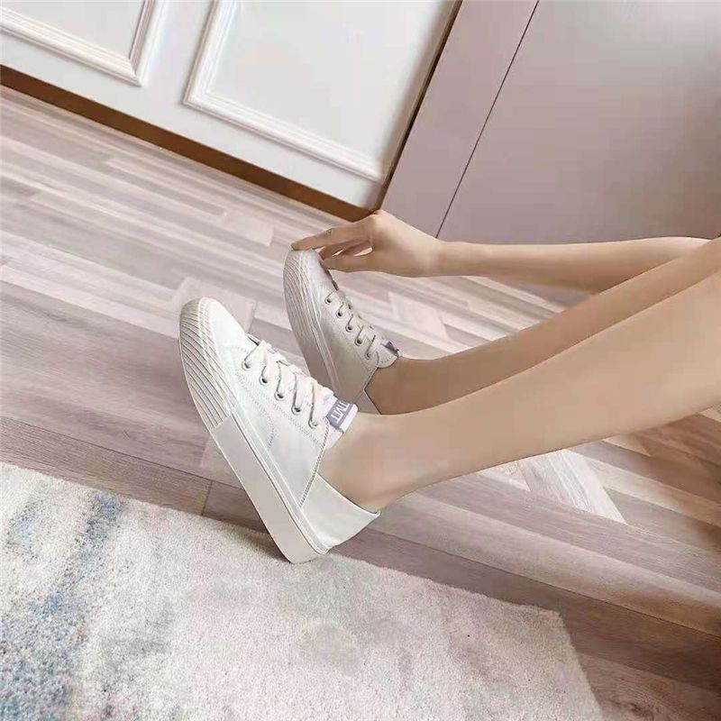 Design Sense French Small High Heels Women's Slender Heels 2021 New Spring Nude Temperament Niche Single Shoes 24