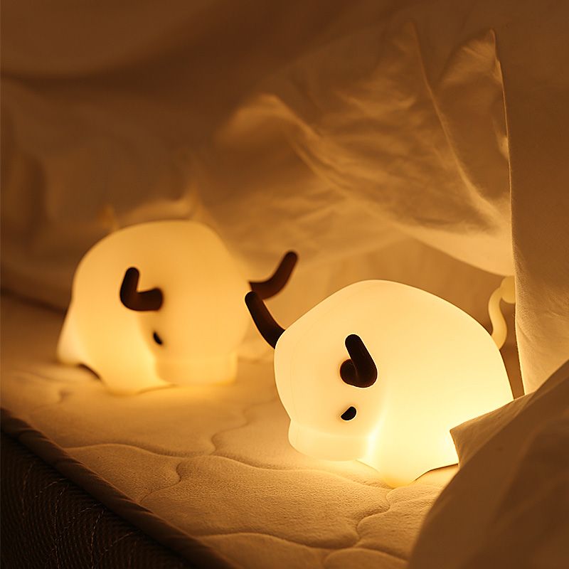 New national trend creative little cow night light, zodiac silicone timed feeding, wake-up and sleep companion, birthday gift led timed dimming light Application Scenario
