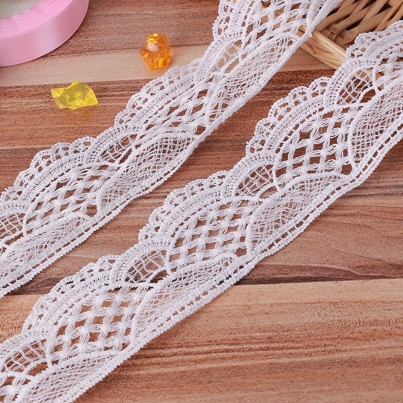 White lace trim decoration material, wholesale of lace for wedding dresses and DIY