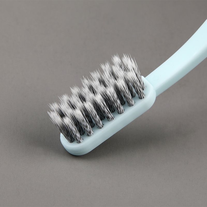 Travel Set Fine Soft-Bristled Toothbrush For Adults Application Scenario