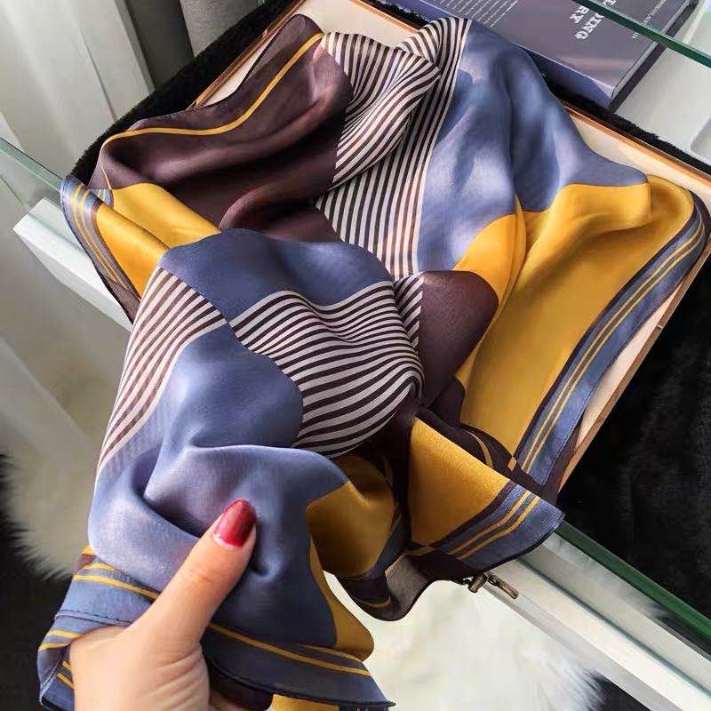 Ladies And Ladies Shawls Autumn And Winter Coats All Match Hugh Lady Retro Trendy Idle Explosive Scarf 6689026