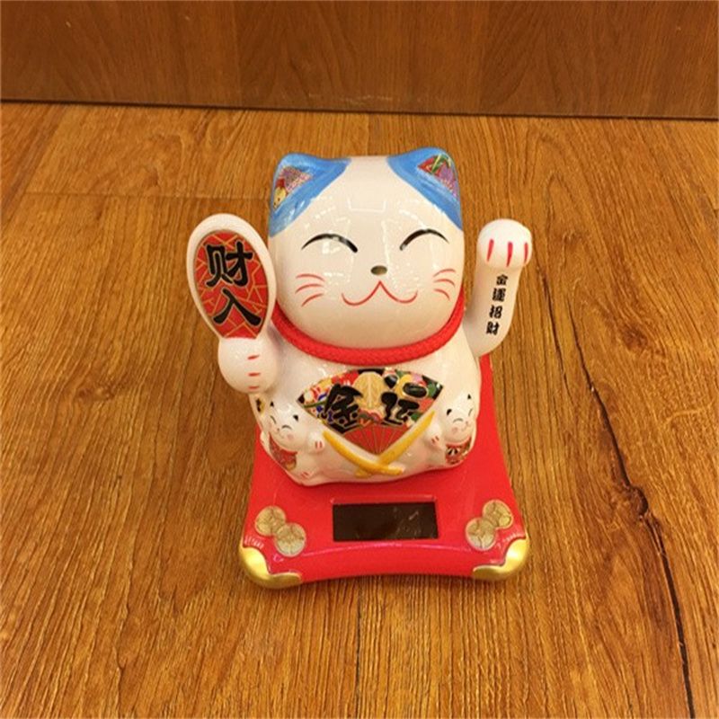 南泰财入太阳能小摆件车载