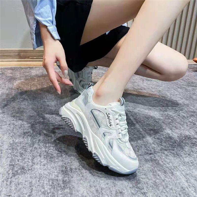 浅色尖头高跟鞋女夏细跟小跟鞋设计感小众不累脚真皮单鞋春秋新款31