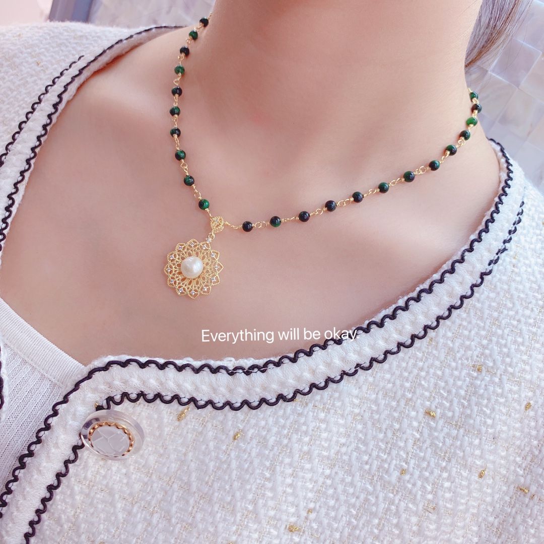 قلادة من حجر النمر Specification image