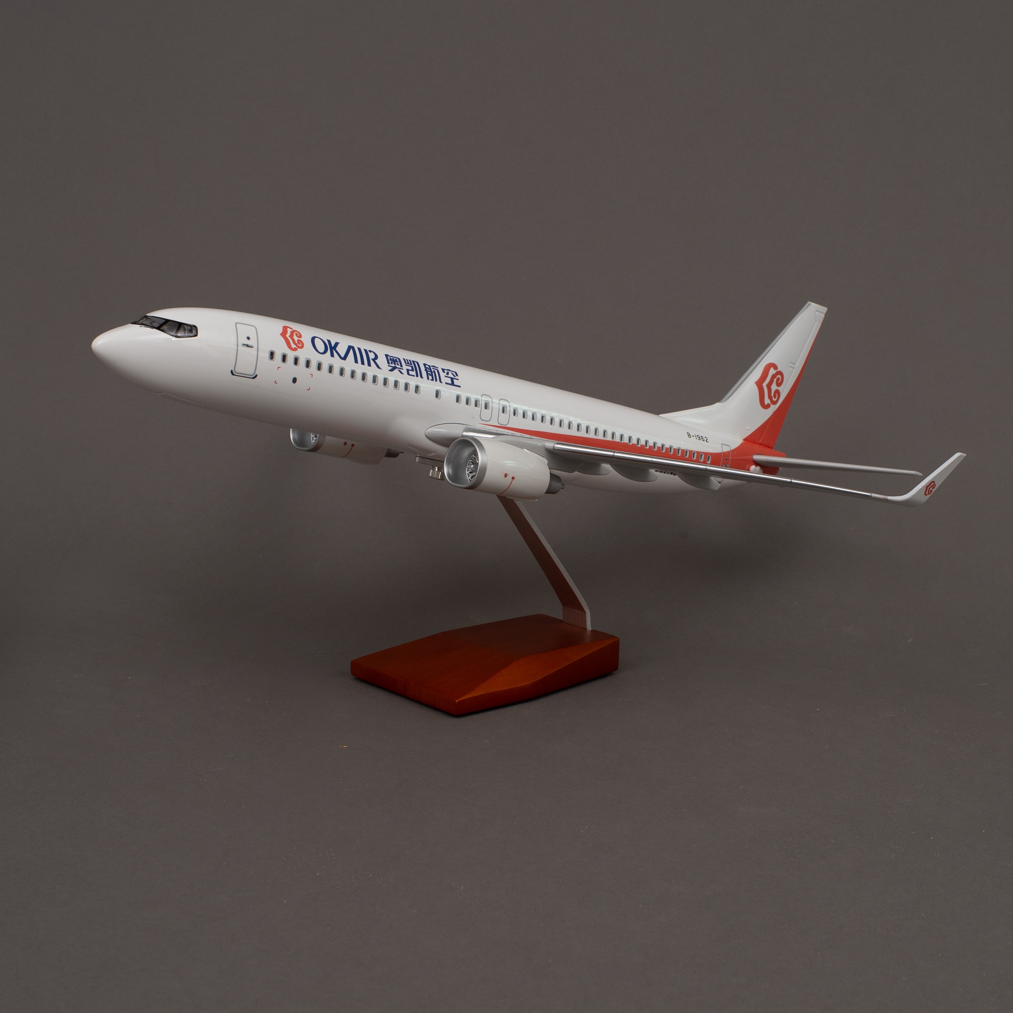 飞机模型（B737-800中国奥凯航空47CM）ABS合成塑脂飞机模型 仿真飞机模型详情图2