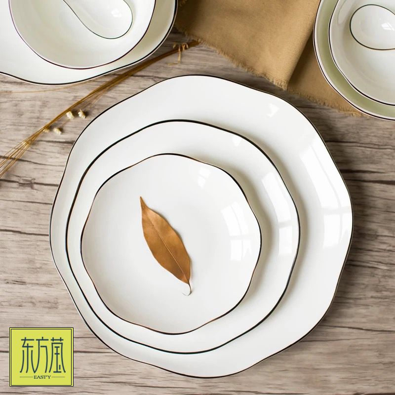 Ceramic plates, ceramic bowls, loose bowls, loose plates, loose saucers, bone China bowls, household tableware, vegetable plates, white porcelain, hotel porcelain display tables, flower plates details Picture