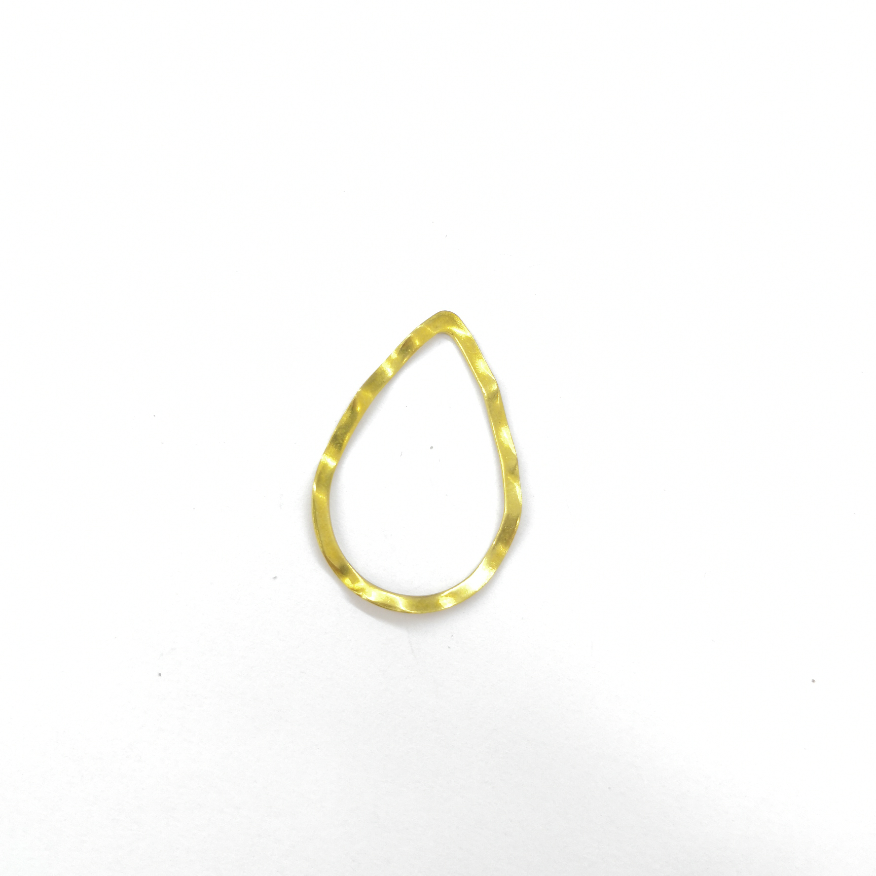 Hollow waves without holes