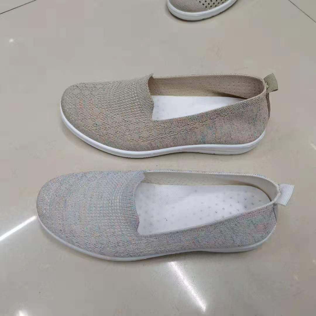 New breathable soft-soled walking shoes for export, Korean-style casual flying woven shoes, custom-made export bestsellers 39