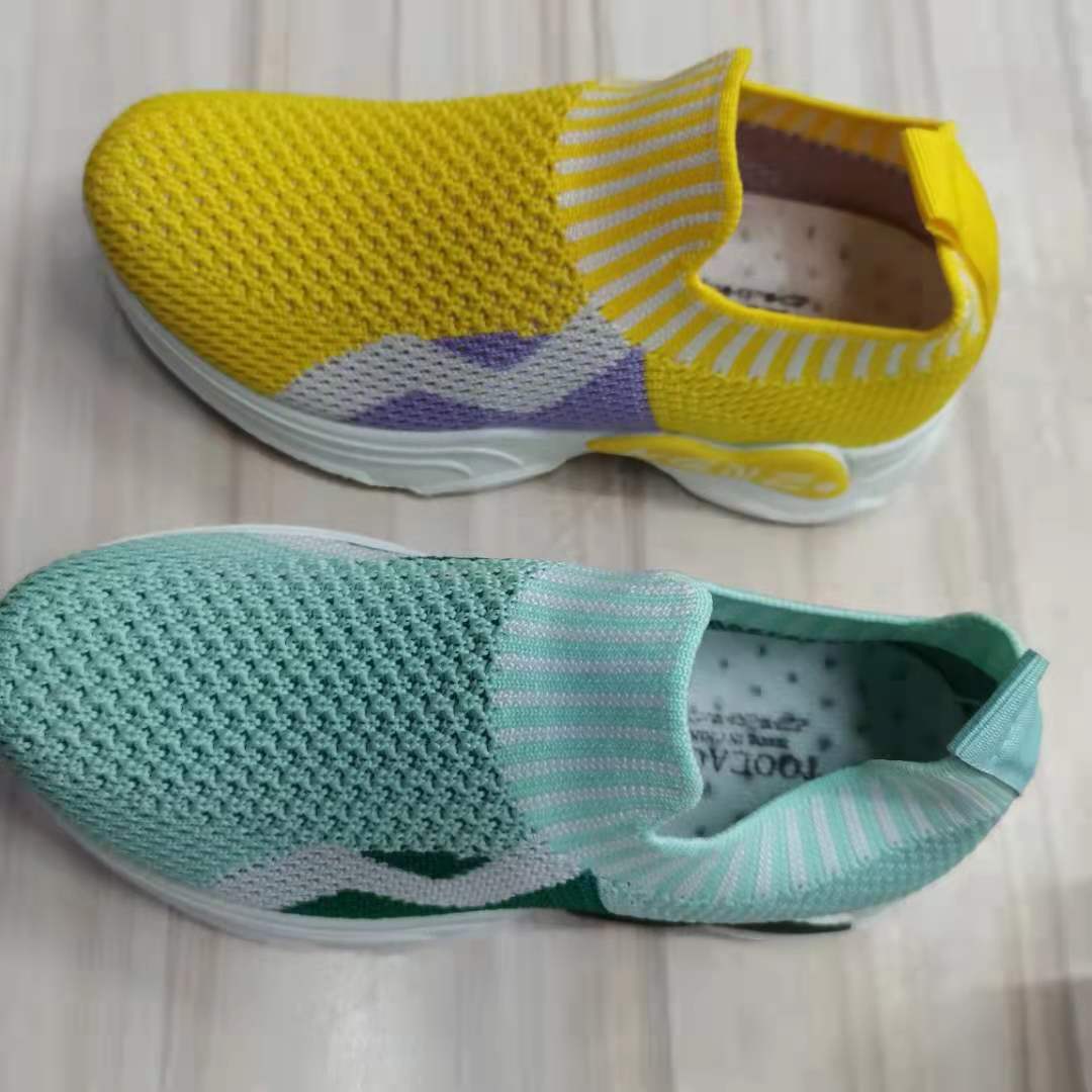 New breathable soft-soled walking shoes for export, Korean-style casual flying woven shoes, custom-made export bestsellers 46