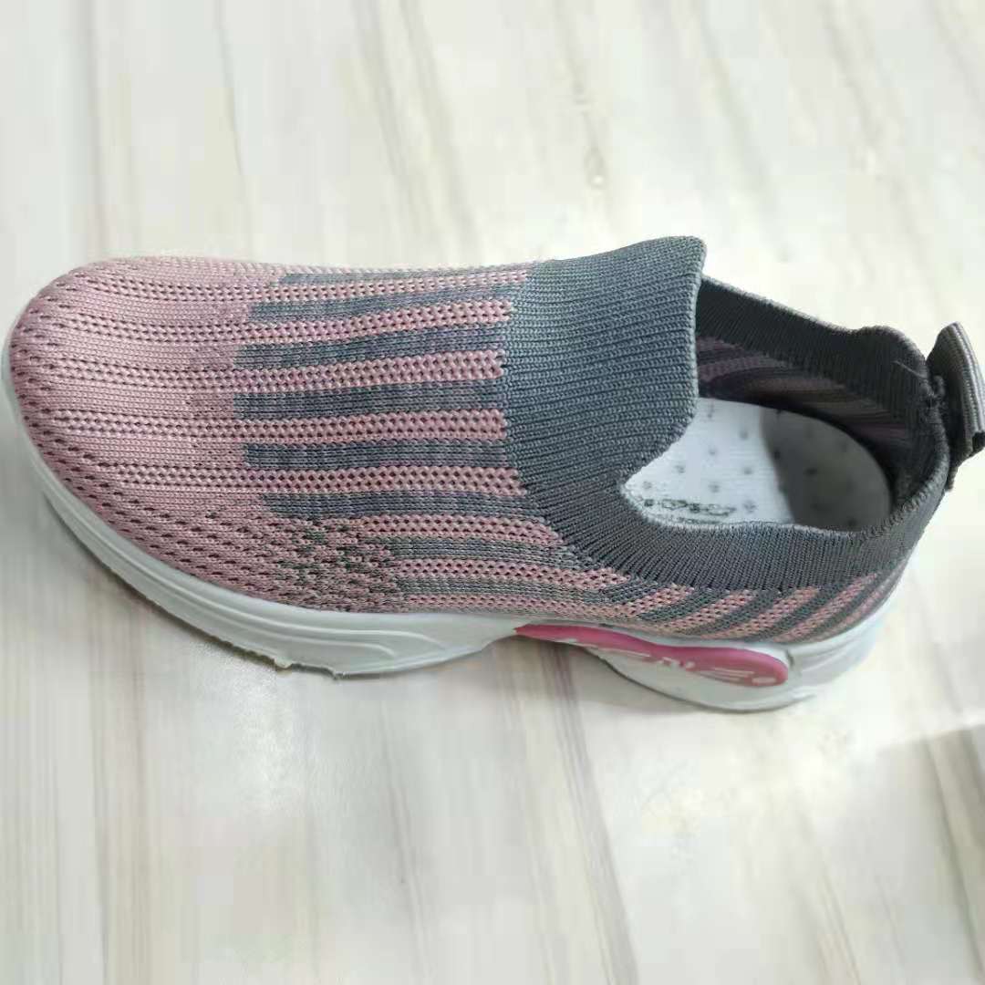 New breathable soft-soled walking shoes for export, Korean-style casual flying woven shoes, custom-made export bestsellers 42