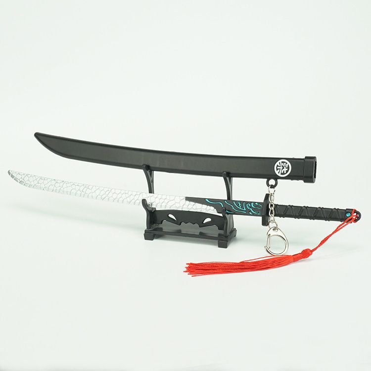 Yunling Toys 22 cm Assassin 567 - Seven Blades Zinc Alloy Toy can be collected or used as a decorative item. It cannot be sharpened. It can be given as a festival gift or a present