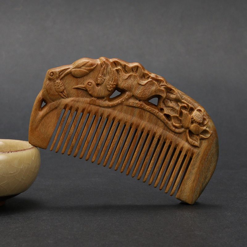 Green sandalwood double-sided carved 10 cm smooth hair comb - Style 1