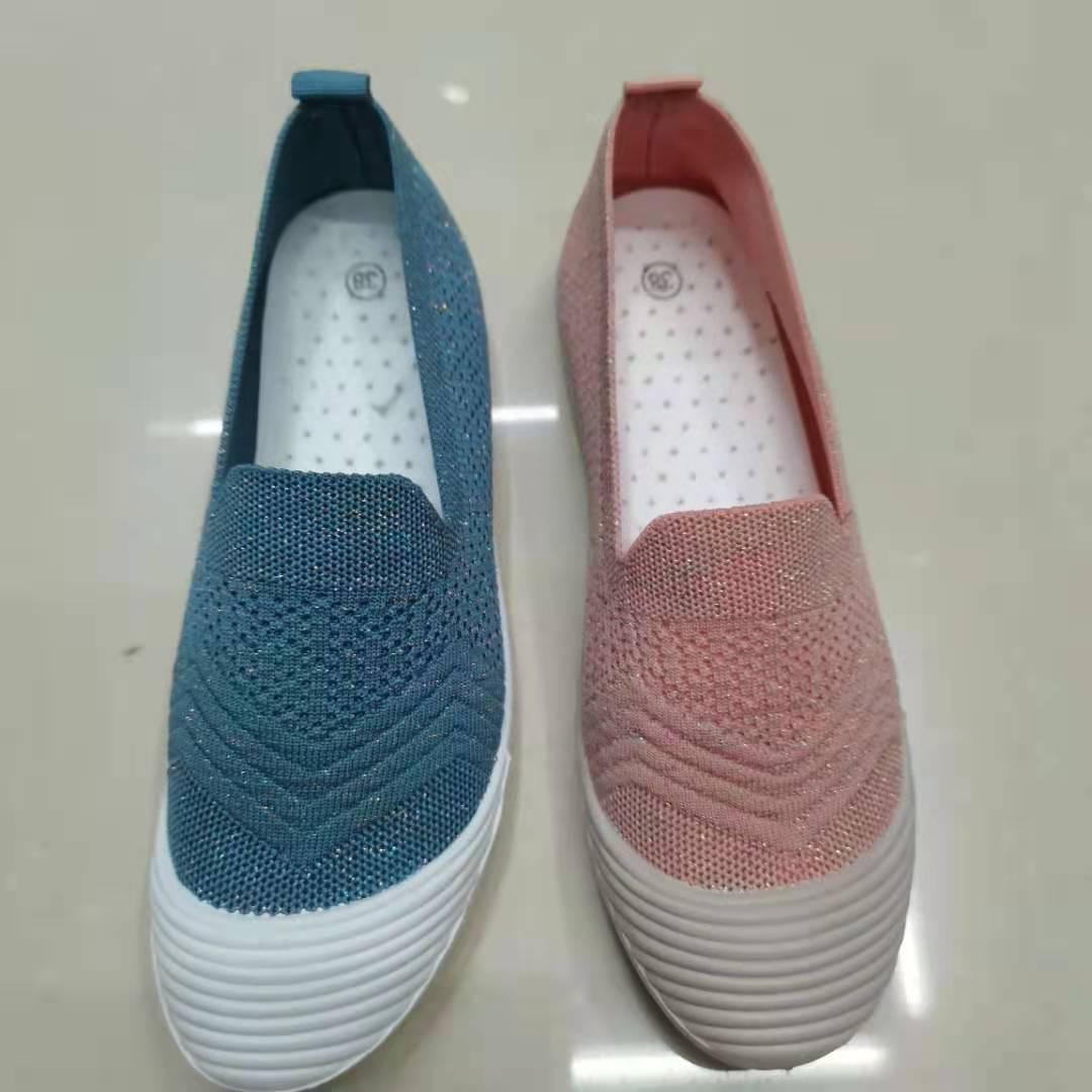 New breathable soft-soled walking shoes for export, Korean-style casual flying woven shoes, custom-made export bestsellers 24 New breathable soft-soled walking shoes for export, Korean-style casual flying woven shoes, custom-made export bestsellers 24