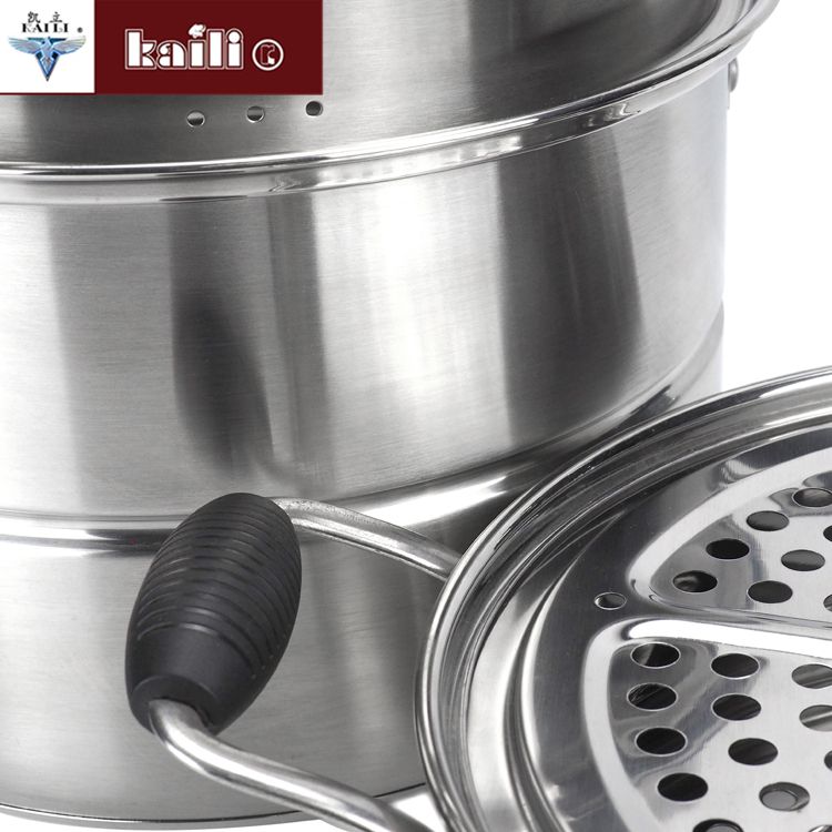 A thickened three-layer stainless steel Chinese multi-purpose steamer for household steaming of buns and mantou Application Scenario