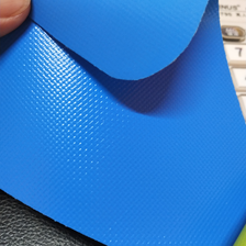优质雾面0.45mm厚浅蓝色PVC夹网布  箱包布  机器罩家具罩  体育游乐产品  格种箱包袋专用面料
