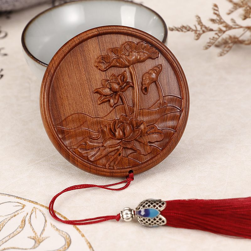 Non-acid carved portable round makeup mirror Lotus pond