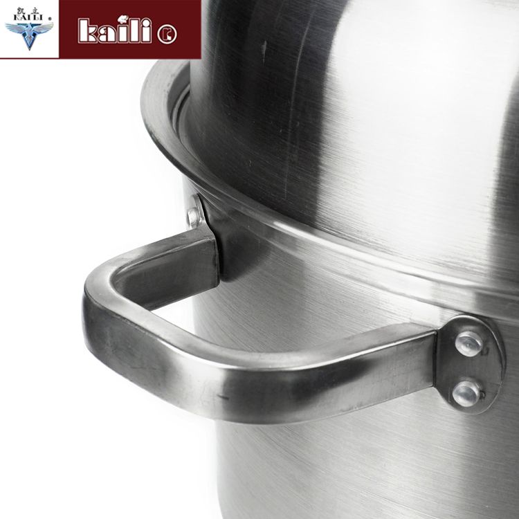 Stainless steel multi-functional three-layer steamer, multi-purpose steel ear steamer, thickened household steamed buns and mantou, gas stove cookware Application Scenario