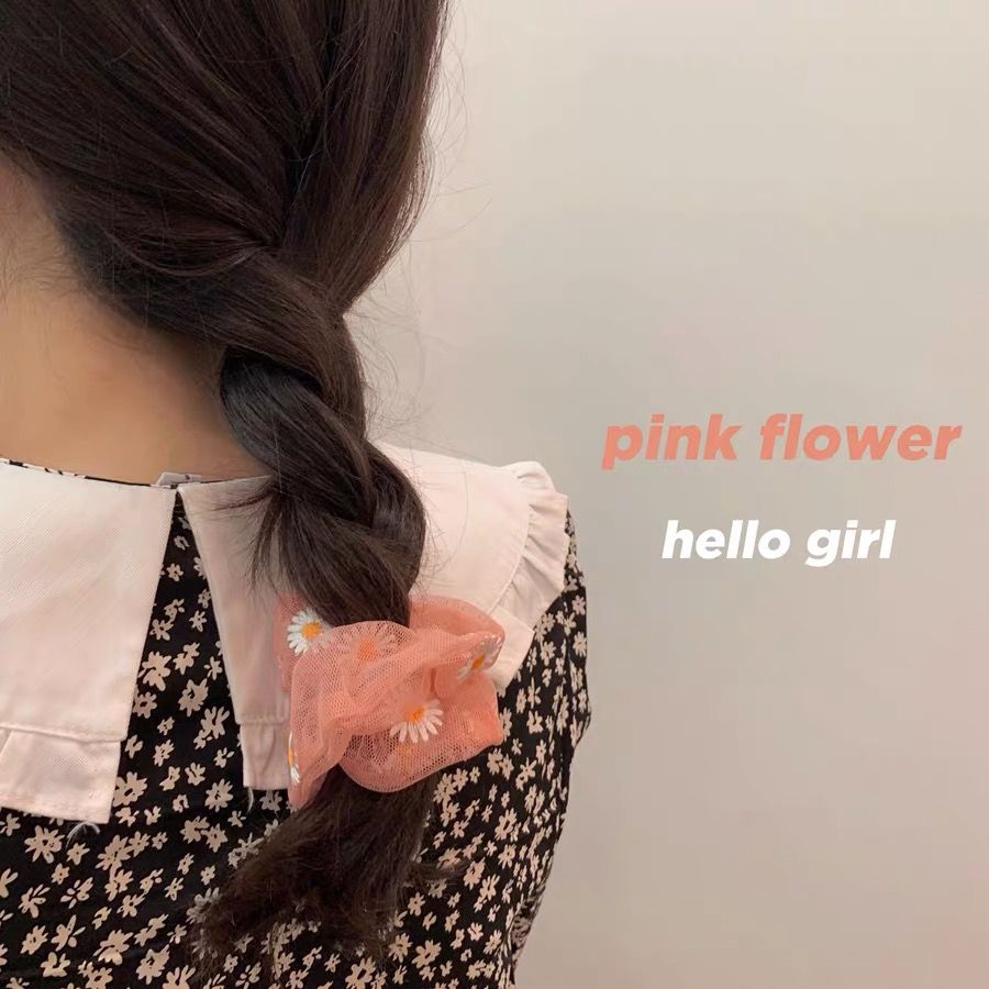 Embroidered small Daisy pig large intestine hair ties details Picture