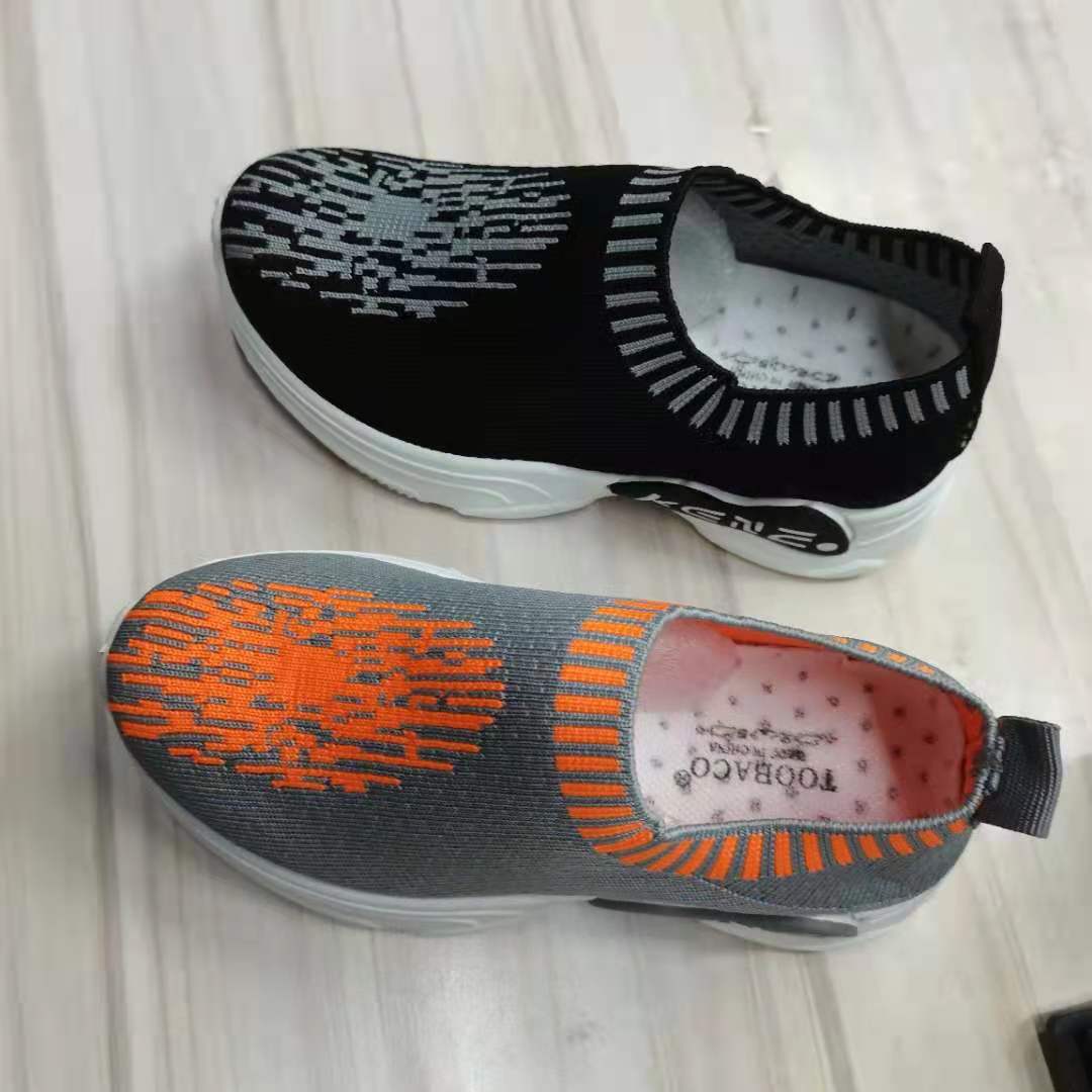 New breathable soft-soled walking shoes for export, Korean-style casual flying woven shoes, custom-made export bestsellers 43