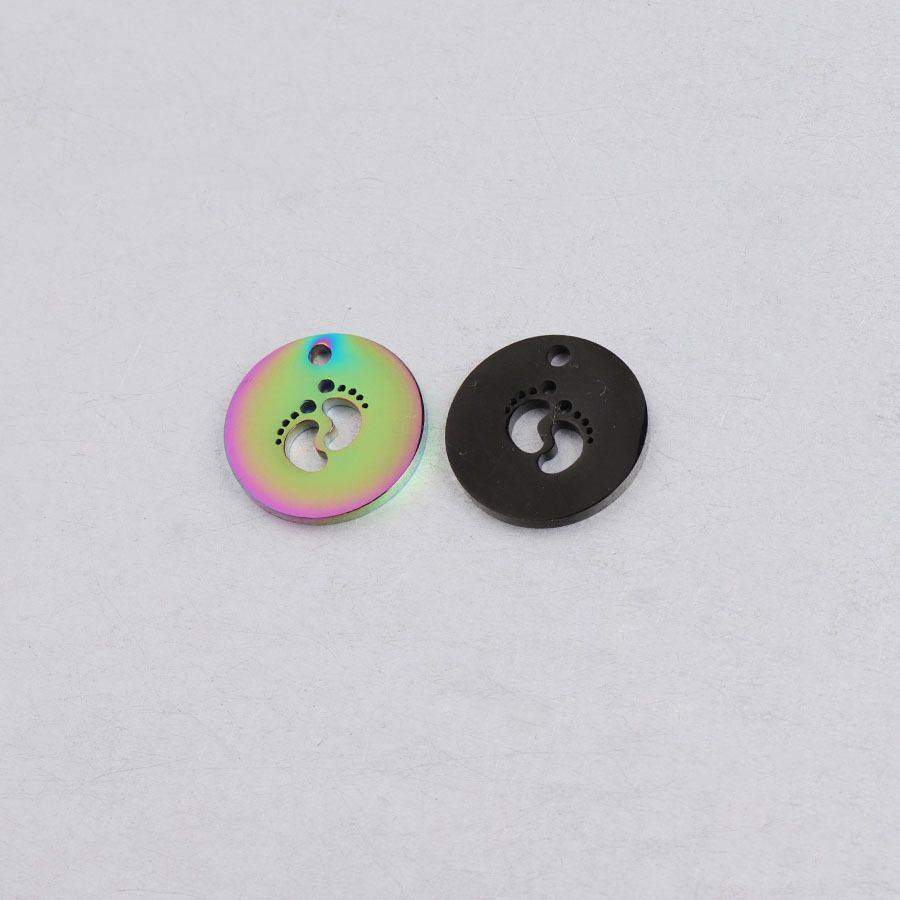 15mm round hollowed-out baby foot sole round pendant DIY, non-fading details Picture