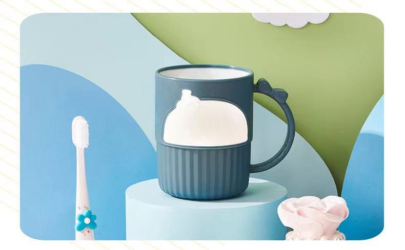 Cute cartoon student washbasin cup, plastic brushing cup, plastic cake water cup, new household couple mouthwash cup detail image 5