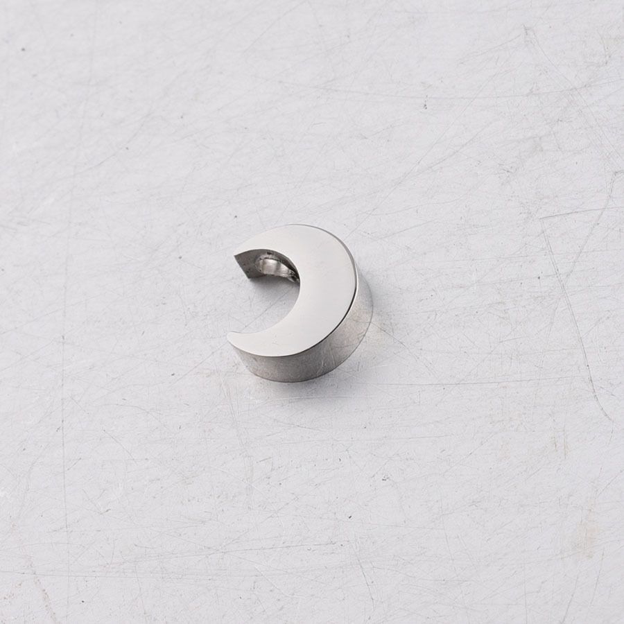 Moon-shaped small hole beads stainless steel mirror finish polishing DIY handcrafted loose beads that do not fade