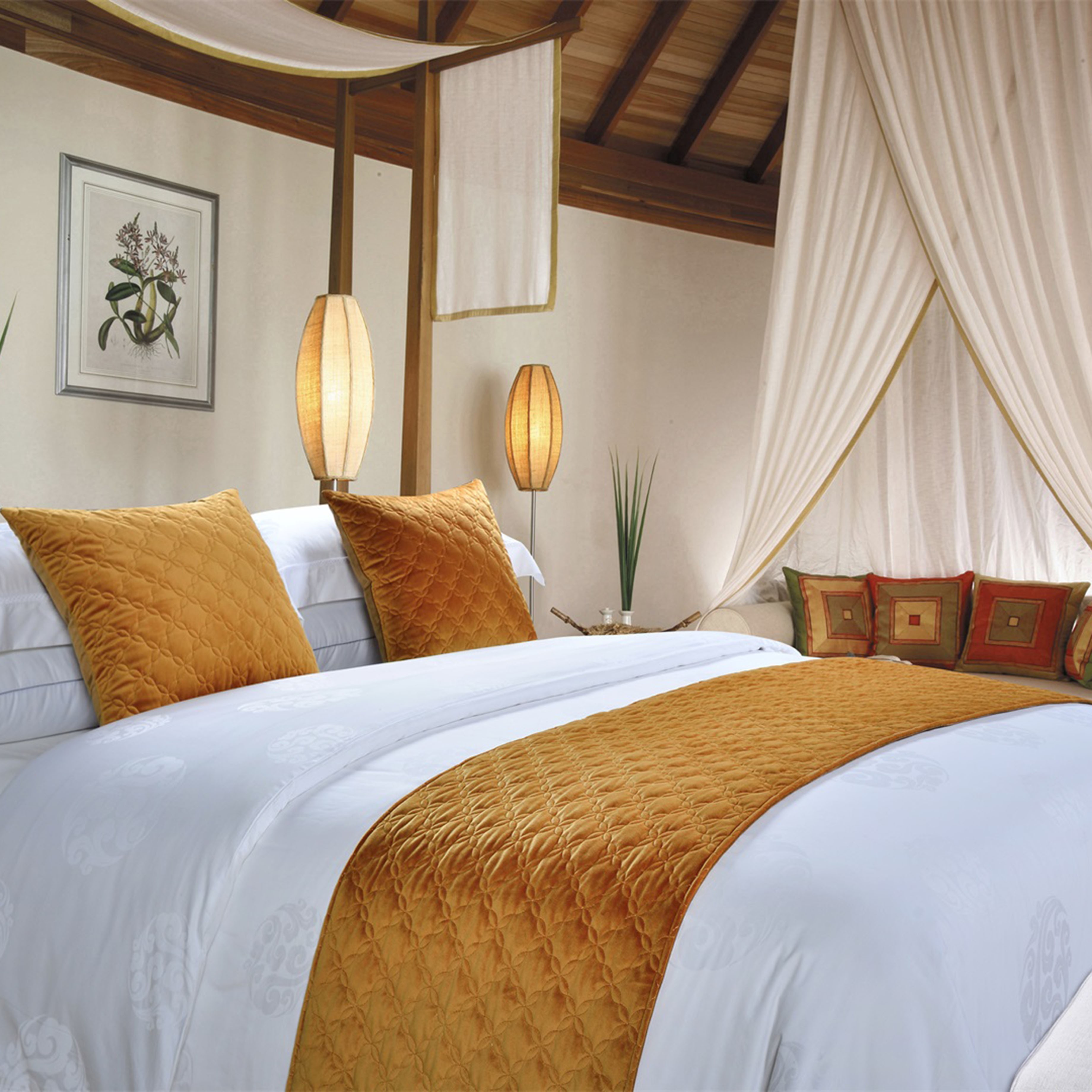 酒店宾馆民宿床尾巾 酒店 布草 床上用品 定制 抱枕 床旗 床盖 床尾巾 批发详情图1