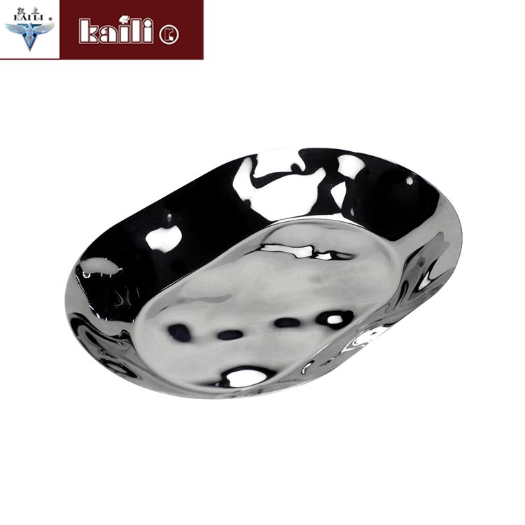 Stainless steel oval-shaped hand-hammered craft plates, living room hotel fruit plates, pastry plates, candy plates Application Scenario
