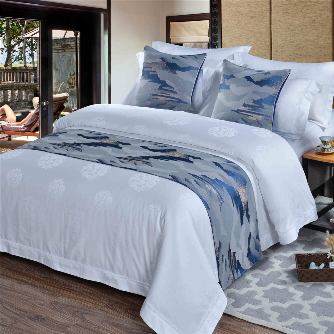 酒店宾馆 民宿 床尾巾 酒店 布草 床上用品定制抱枕床旗床盖床尾巾 批发详情图1