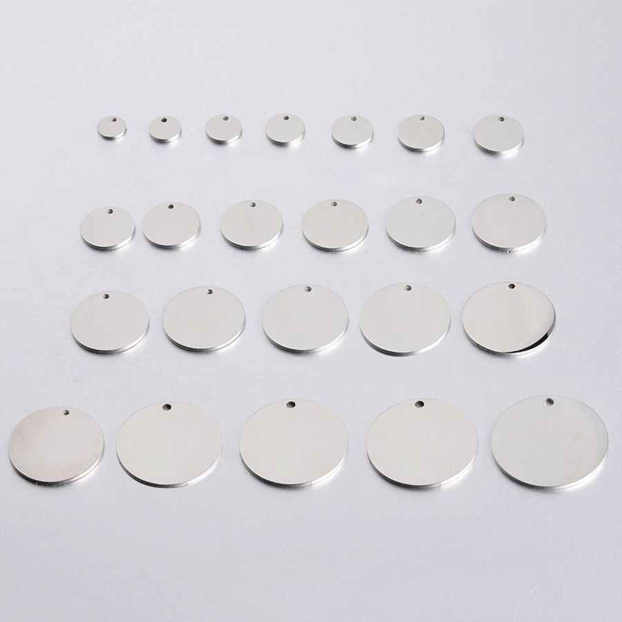 The 6-30mm round plate pendant of the genuine gold mirror-finish stainless steel jewelry accessories inside the furnace will not fade