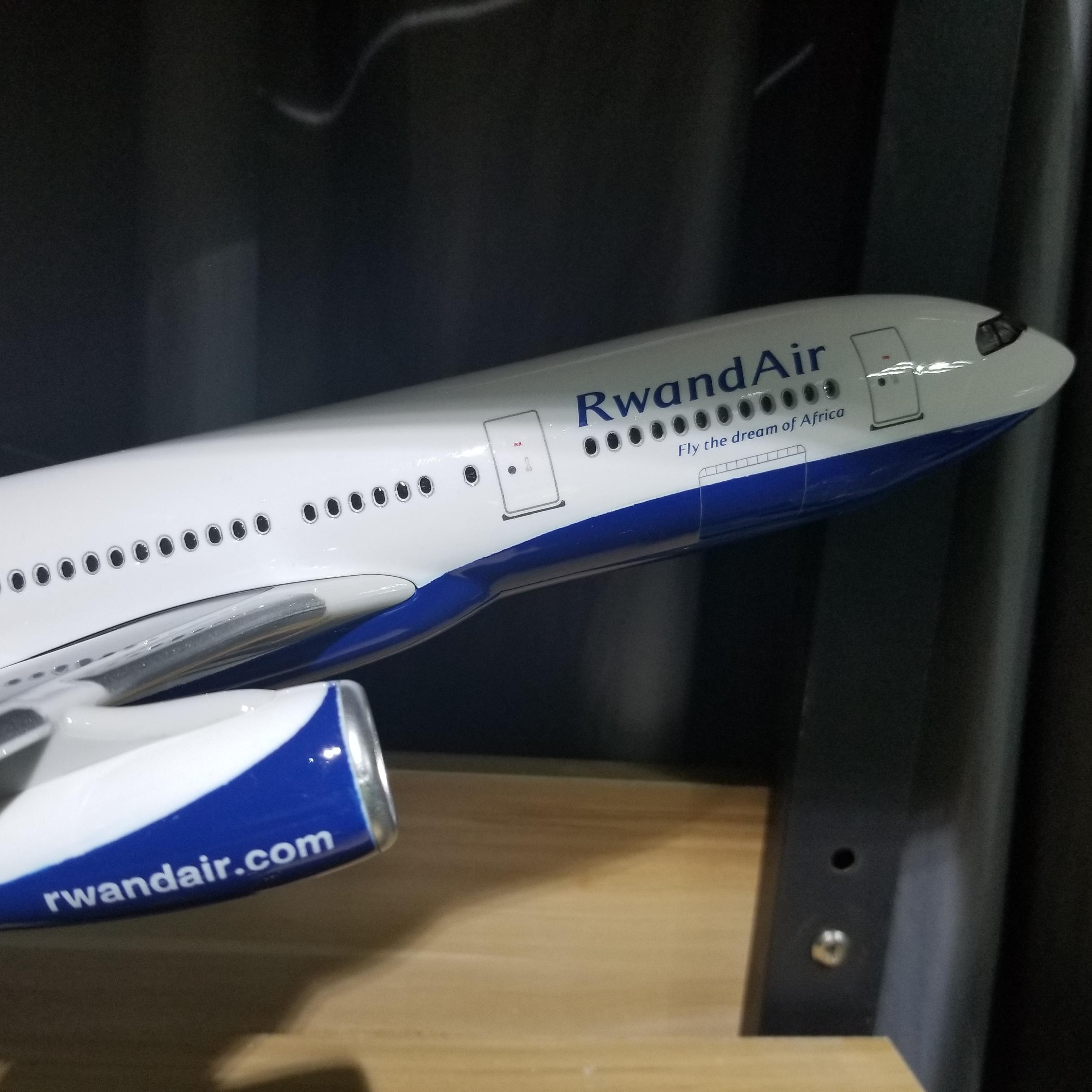 飞机模型（B737-800卢旺达航空47CM）ABS合成塑脂飞机模型 仿真飞机模型