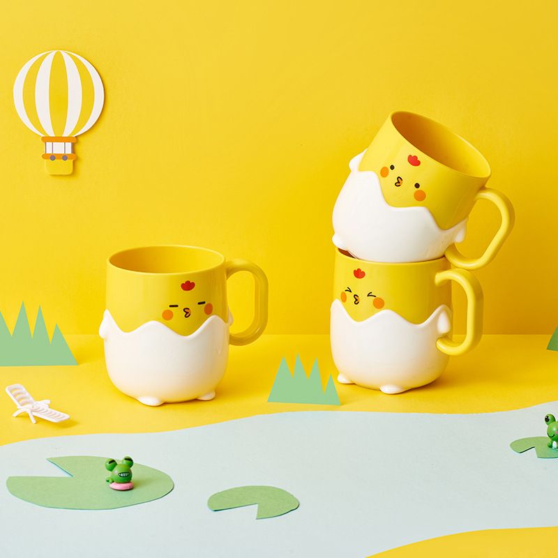 Wholesale of 2021 popular cartoon yellow chicken toothbrush cups, fashionable and cute household toothbrush cups for washing, brushing and rinsing details Picture