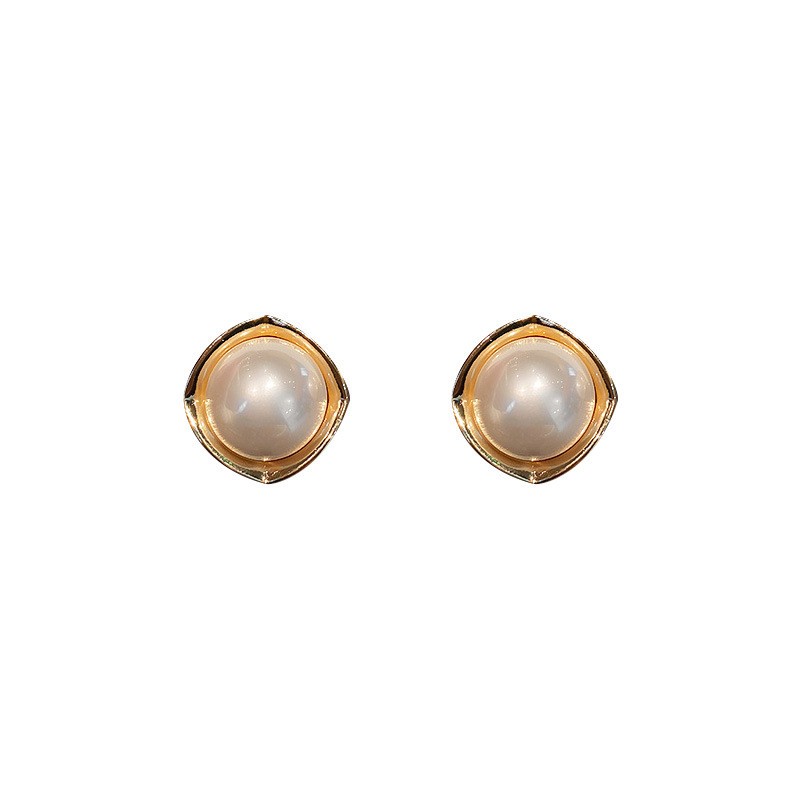 European and American fashionable alloy geometrically inlaid acrylic pearl ladies' simple stud earrings detail image 1
