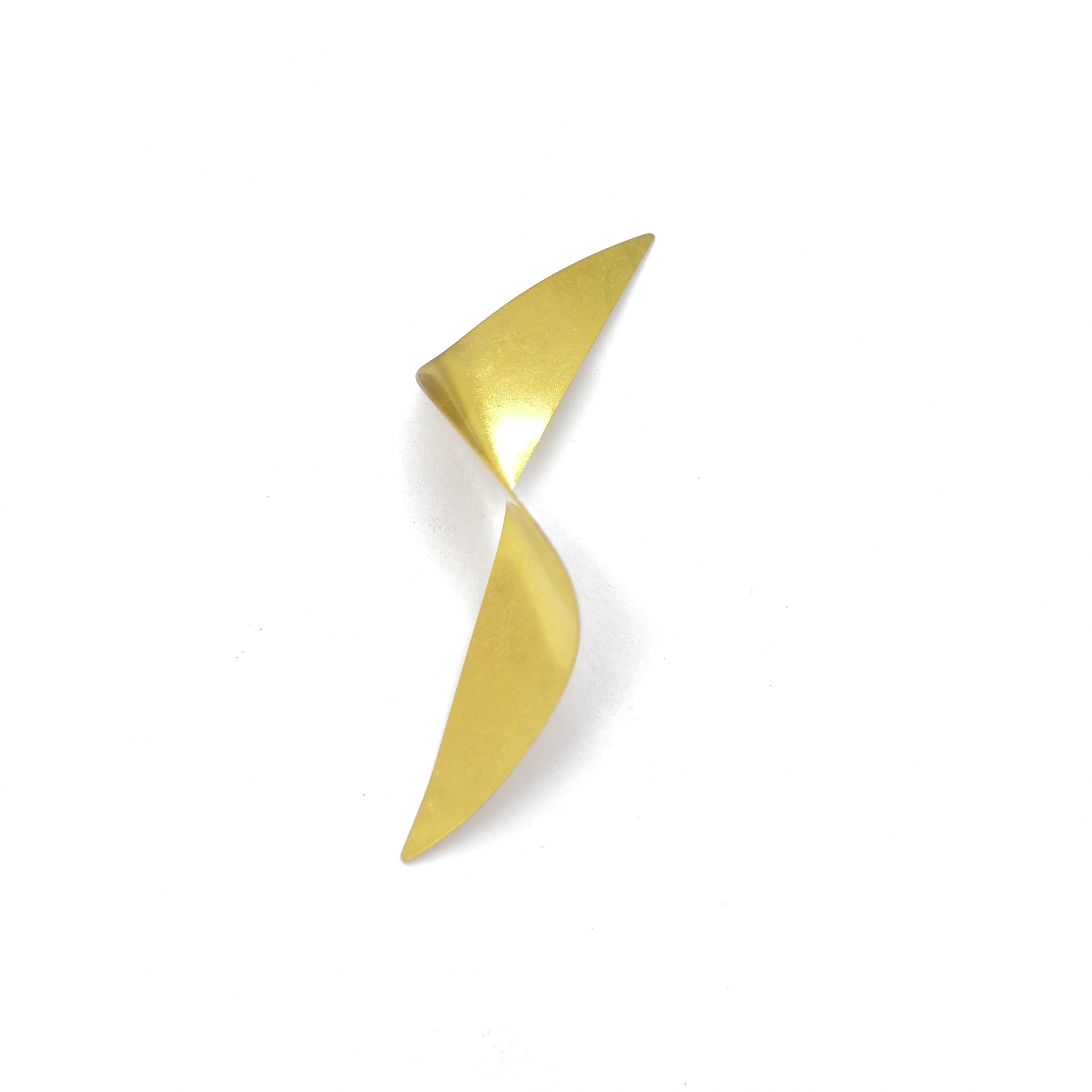 XW07118 Solid smooth water drop s shape twist