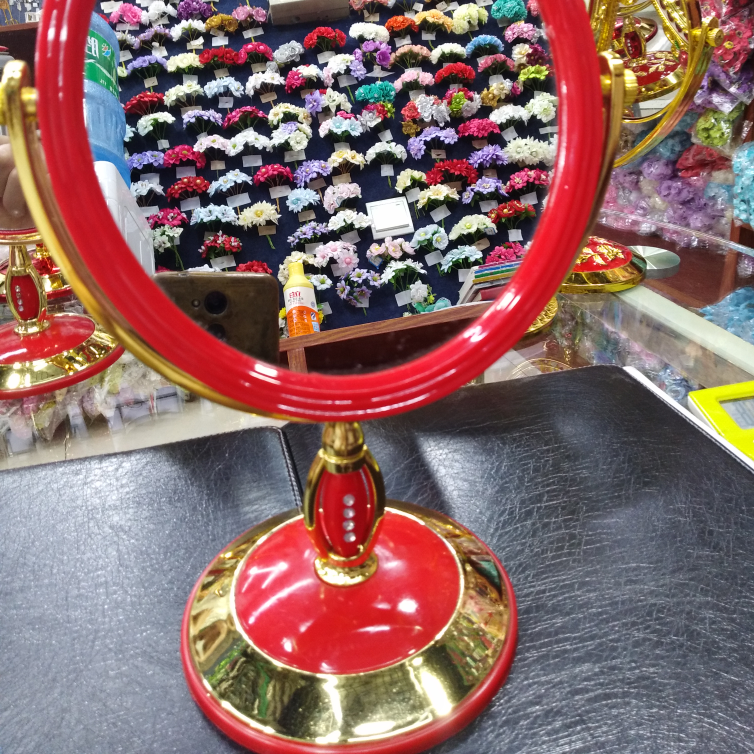 M06-2 Red