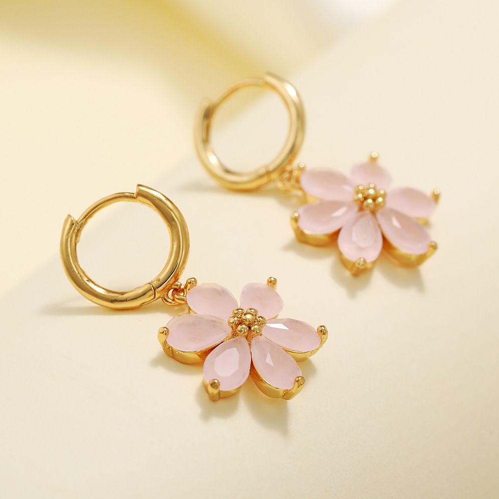 The new summer six-leaf flower earrings and zirconium flower ear rings do not fade Item Picture